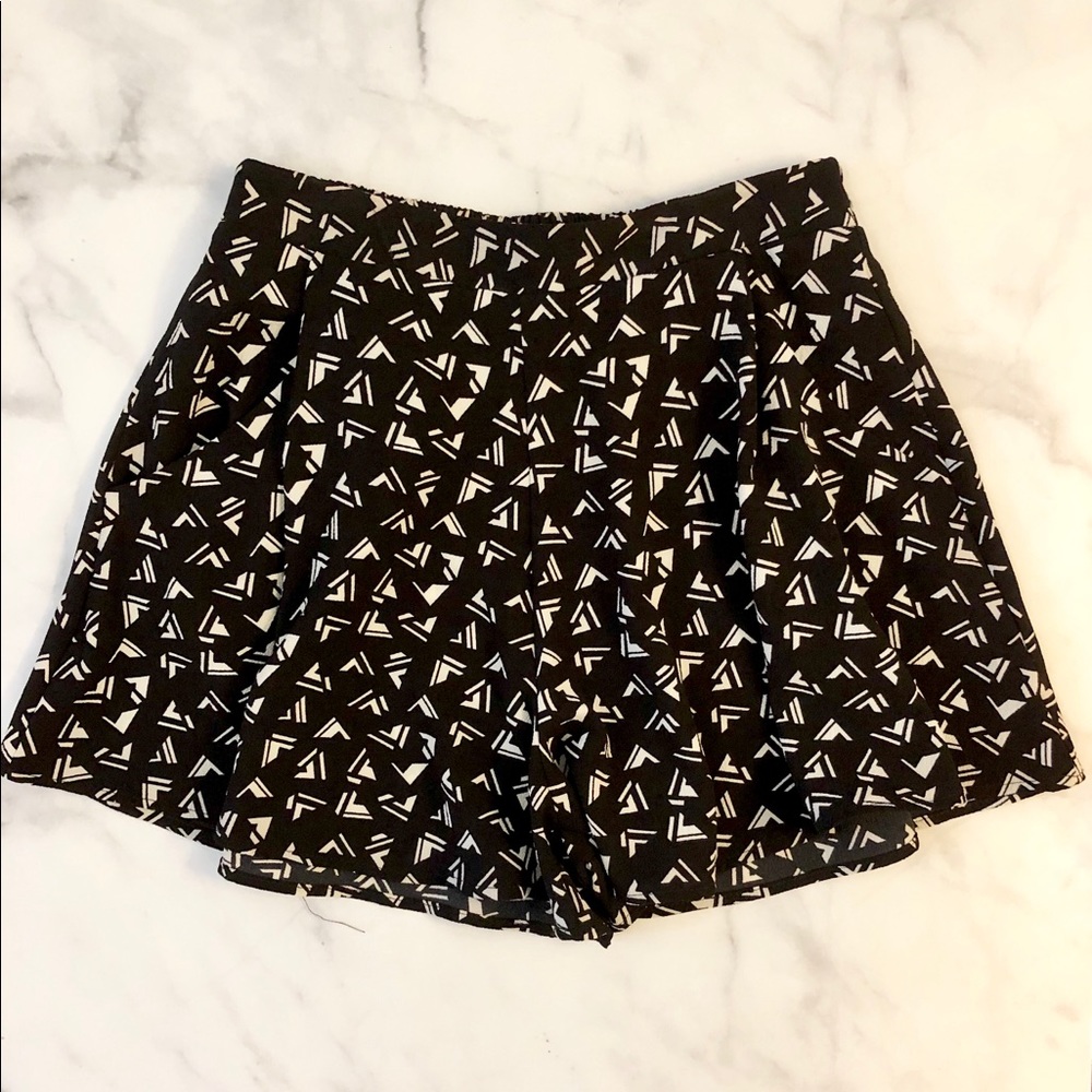 LUSH flowy skort